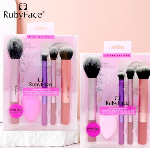 Set de 4 Brochas + Esponja - Ruby Face