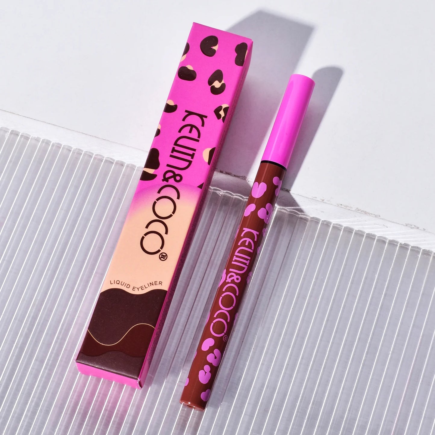 Delineador Chocolate - Kevin & Coco