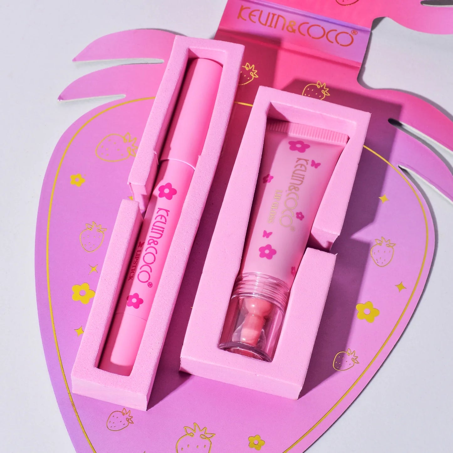 Set de Lipgloss y Lipstick Strawberry - Kevin & Coco