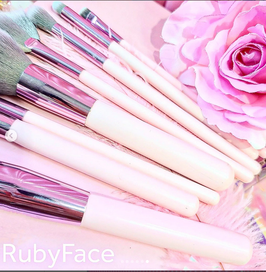 Set de 8 Brochas - Ruby Face